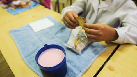 Los Andes | La DGE promete que la copa de leche se regularizará con el aumento de la presencialidad en las escuelas. Clarín