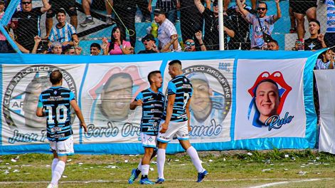 Los Andes | FESTEJO. Atlético Argentino sumó su séptima victoria consecutiva ante Eva Perón. Foto: @ph.valentinavillalobos