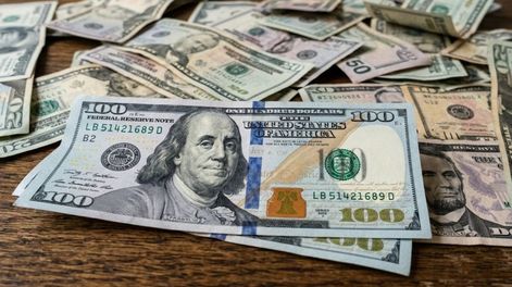 El Banco Central cerró con números en alza respecto al dólar oficial minorista para la venta.