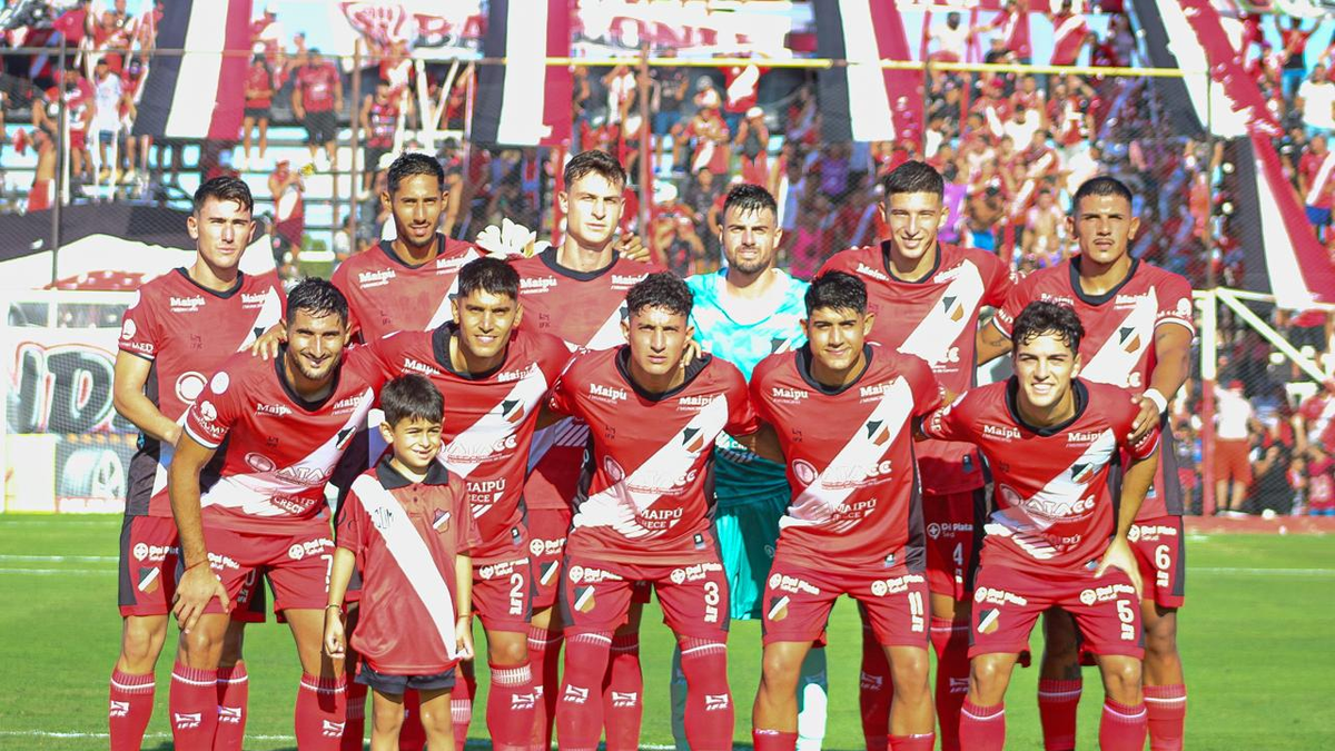 Deportivo Maipú visita a Ferro en Caballito: hora, TV y formaciones