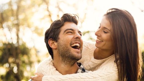 Según la psicología, este es el hábito diario que distingue a las parejas más felices.