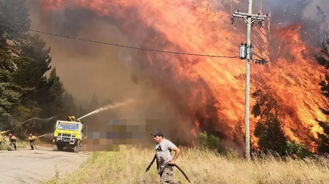 Ángel Reyes vivía en Mallín Ahogado, a unos 15 kilómetros del foco de incendio | Foto Twitter Alberto Weretilneck