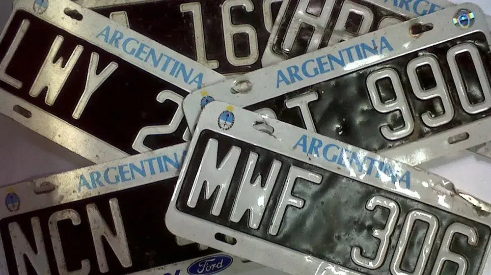 Este fue el avance de los modelos de las patentes de los autos.