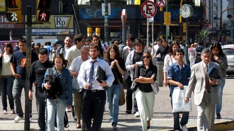Fuerte caída del empleo público: el Estado perdió más de 35 mil trabajadores en un año.