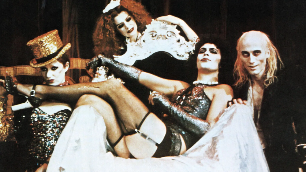 Los habitantes del castillo de The Rocky Horror Picture Show: Nell Campbell, Patricia Quinn, Tim Curry y Richard O’Brien, en la versión cinematográfica de 1975 del musical imaginado por O'Brien.