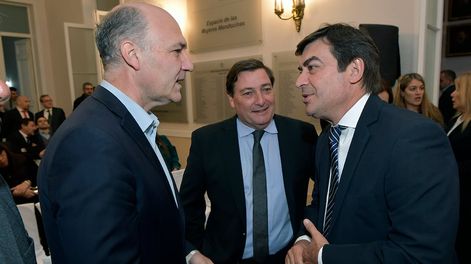 Los Andes | El gobernador Rodolfo Suárez dio el último discurso de apertura de la Asamblea Legislativa 2023 en la Legislatura de Mendoza Omar Carmona, Omar Parisi y Omar de MarchiFoto: Orlando Pelichotti