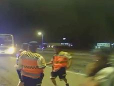 Un colectivero se quedó dormido y casi provoca una tragedia en Córdoba.