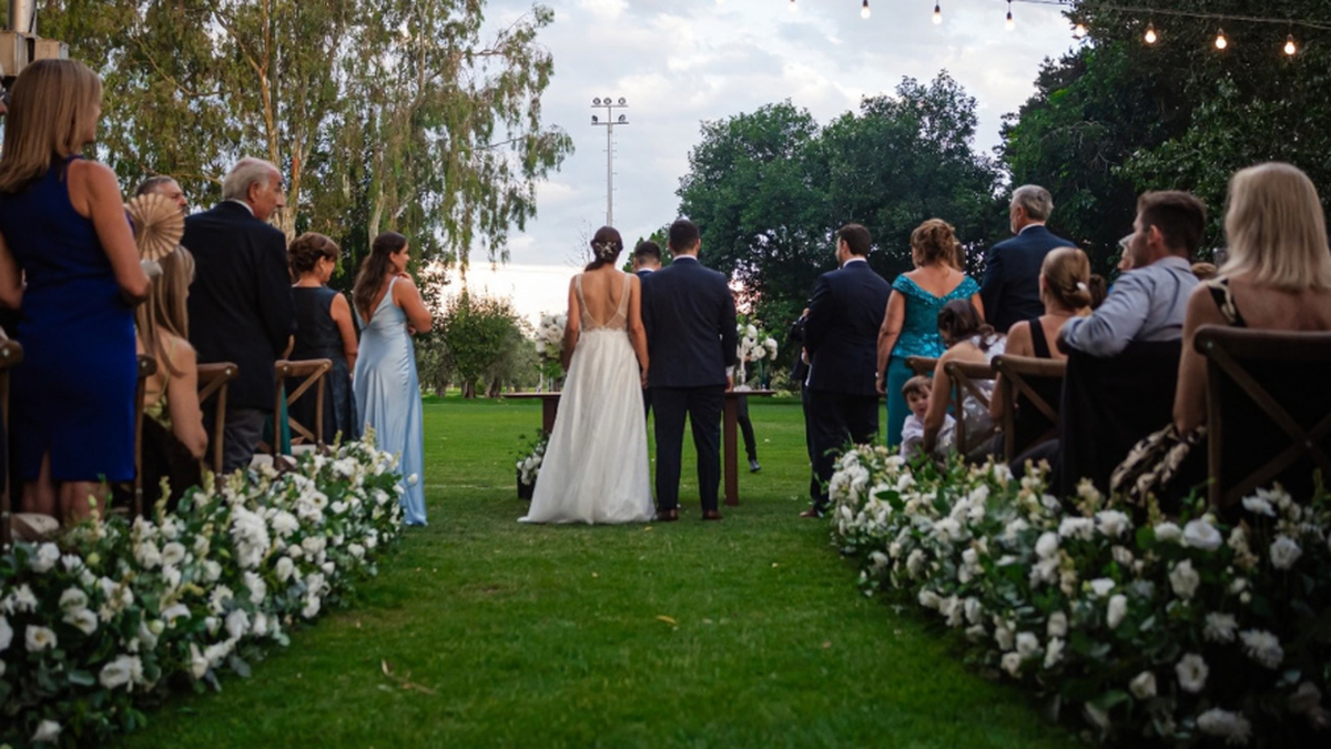 El boom de las bodas personalizadas: tatuajes "en vivo", str