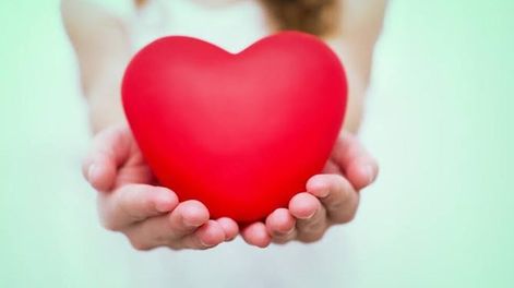 Corazones blancos - Por Rosa Montero