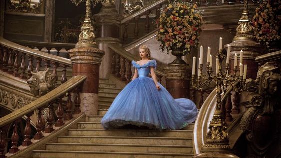En la foto, el live action de Cenicienta con Lily James estrenado en 2015