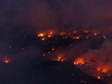 Los gobernadores de Río Negro y Chubut ratificaron que los incendios en la Patagonia fueron intencionales.