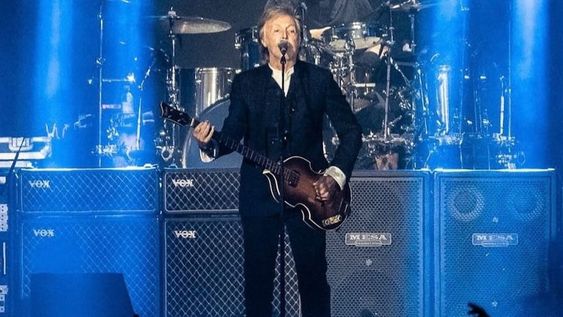 Paul McCartney deslumbró en el Monumental con un show épico lleno de clásicos y emoción