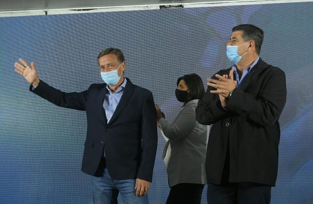 El gobernador Rodolfo Suárez junto al vicegobernador Mario Abed. Cambia Mendoza gana en las elecciones PASO por amplia diferencia. (Ignacio Blanco / Los Andes)