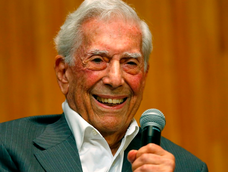 A los 89 años murió Mario Vargas Llosa, premio Nobel de Literatura.