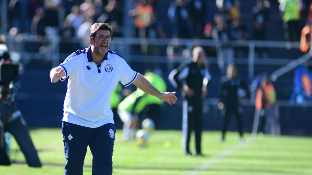 La aplanadora futbolística de Alfredo Berti: Independiente Rivadavia