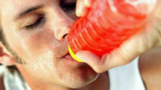 ¿Las bebidas deportivas engordan?