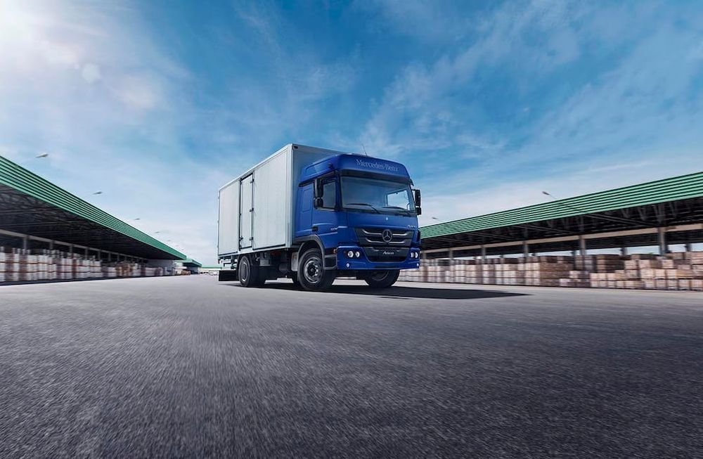 Se lanzó la segunda edición de TruckCionar Futuro, el programa de becas de Mercedes-Benz Camiones y Buses y Fundación Pescar, orientado a jóvenes interesados en la industria automotriz.