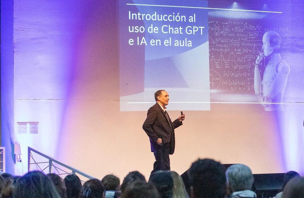 Maipú capacitó a docentes en Inteligencia Artificial