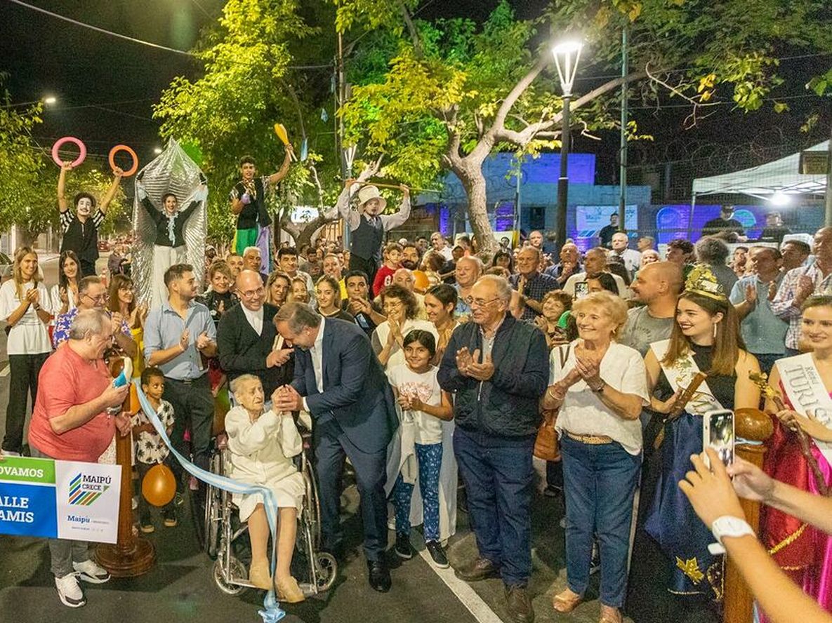 Stevanato inauguró obras de renovación de la calle Ozamis