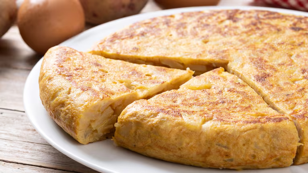 Tortilla casera con recetas, comida rendidora y ingredientes simples de siempre.