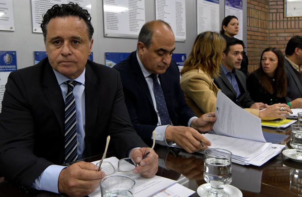 Los Ministro de la Suprema Corte, Omar Palermo y Mario Adaro, el martes pasado, cuando se presentaron ante los diputados y senadores dentro de la comisión de Legislación y Asuntos Constitucionales (LAC). Foto: Orlando Pelichotti