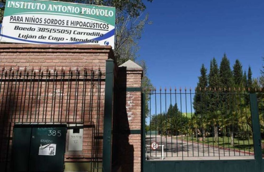 Devuelven el Próvolo a sus dueños, pero no podrá funcionar como escuela ni albergue