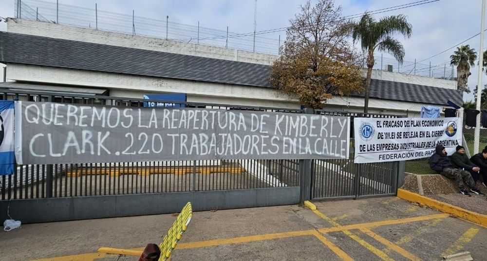 Reclamo por despidos en Kimberly-Clark de Pilar