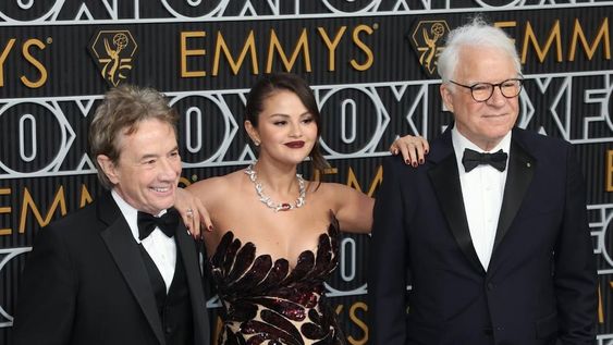 Los Angeles (United States), 16/01/2024.- (L-R) Martin Short, Selena Gomez and Steve Martin arrive for the 75th annual Primetime Emmy Awards ceremony held at the Peacock Theater in Los Angeles, California, USA, 15 January 2024. The Primetime Emmys celebrate excellence in national primetime television programming. EFE/EPA/DAVID SWANSON