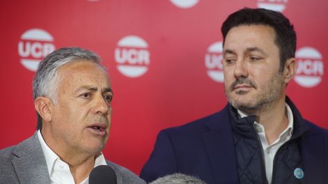 Alfredo Cornejo y Luis Petri en la presentación de candidaturas 2025. Foto: Prensa Gobierno de Mendoza.