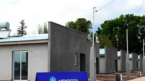 Los Andes | El IPV intimó a más de 1.500 adjudicatarios morosos con dos vehículos a su nombre. Foto: Gobierno de Mendoza