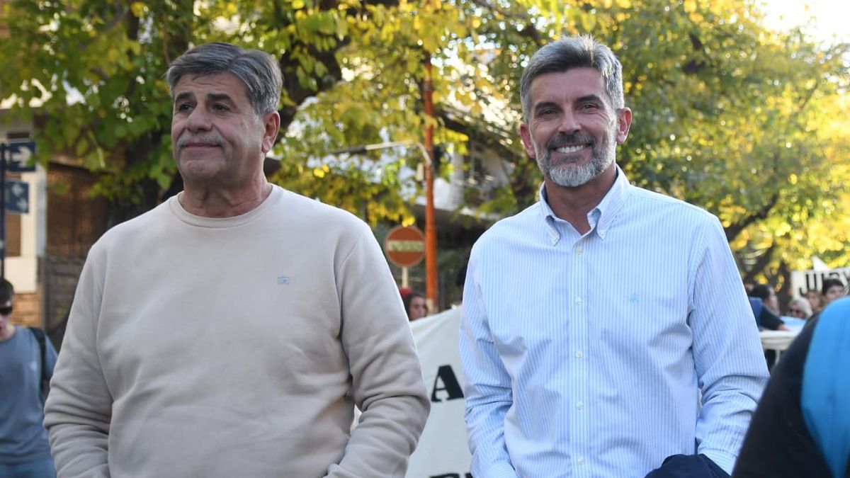 Marcha universitaria: el funcionario que envió Cornejo, los intendentes que aparecieron y los que faltaron