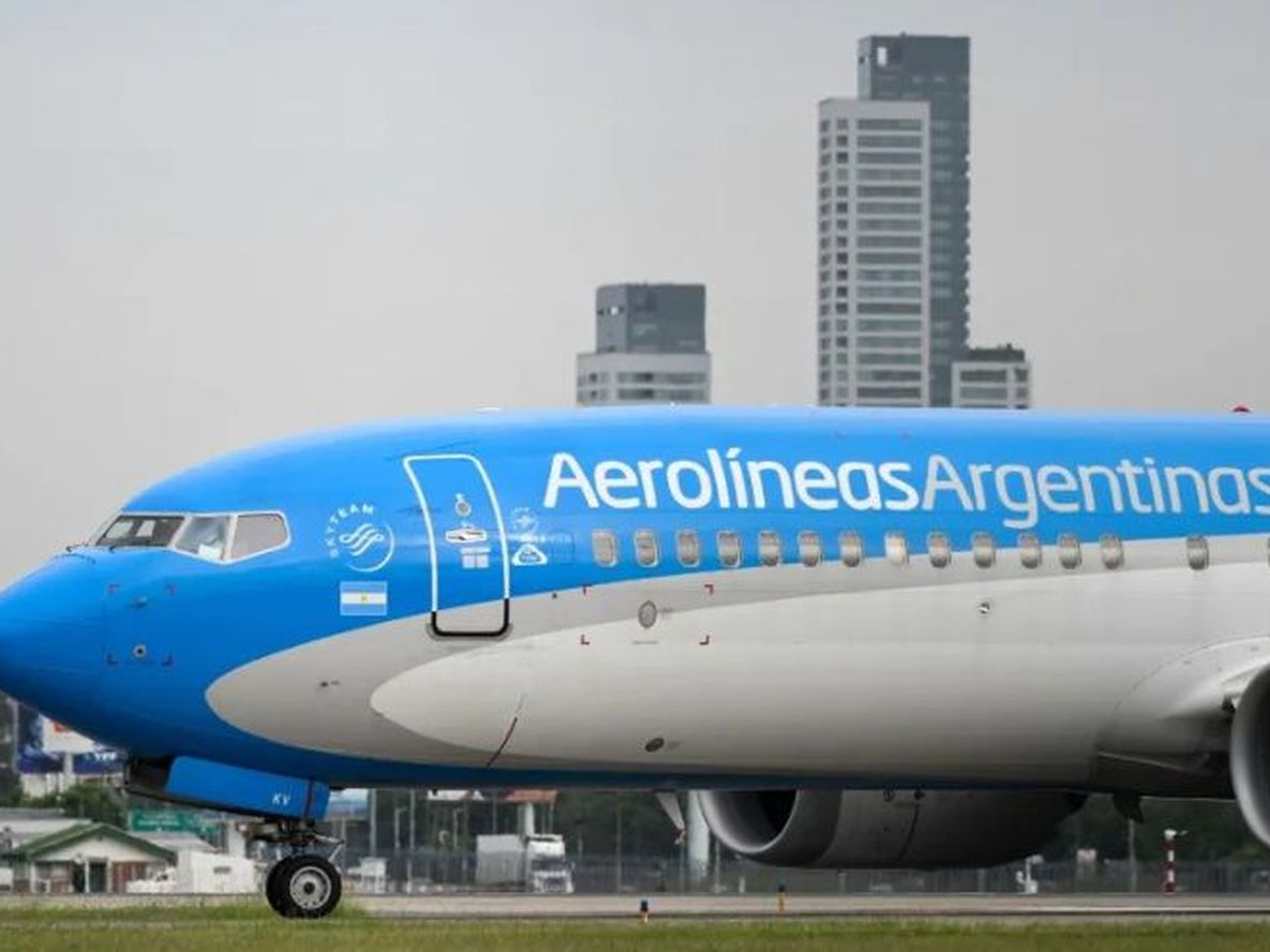 Aerolíneas Argentina anuncia demoras en vuelos programados para este viernes.&nbsp;