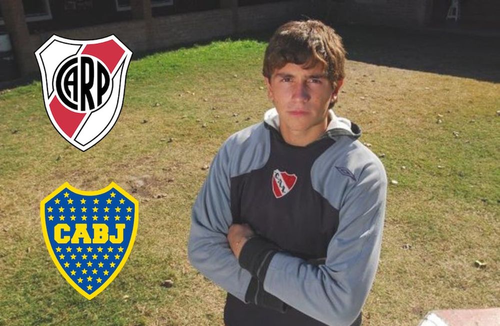 Un pequeño Emiliano Martínez posa ante la cámara. Atajaba en las inferiores de Independiente. Hoy es el arquero del momento.