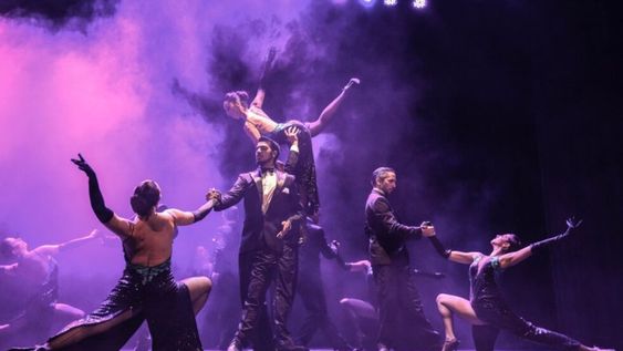 El Ballet Folklórico Nacional Argentino celebra sus 30 años de existencia con este espectáculo.