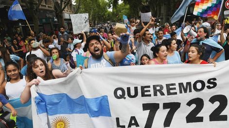 La sociología es una ciencia crítica - Por Jorge Ivars, Gabriel Liceaga y Paula D’Amico