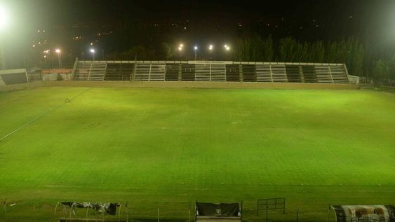 Pisó el Víctor y estrenó iluminación