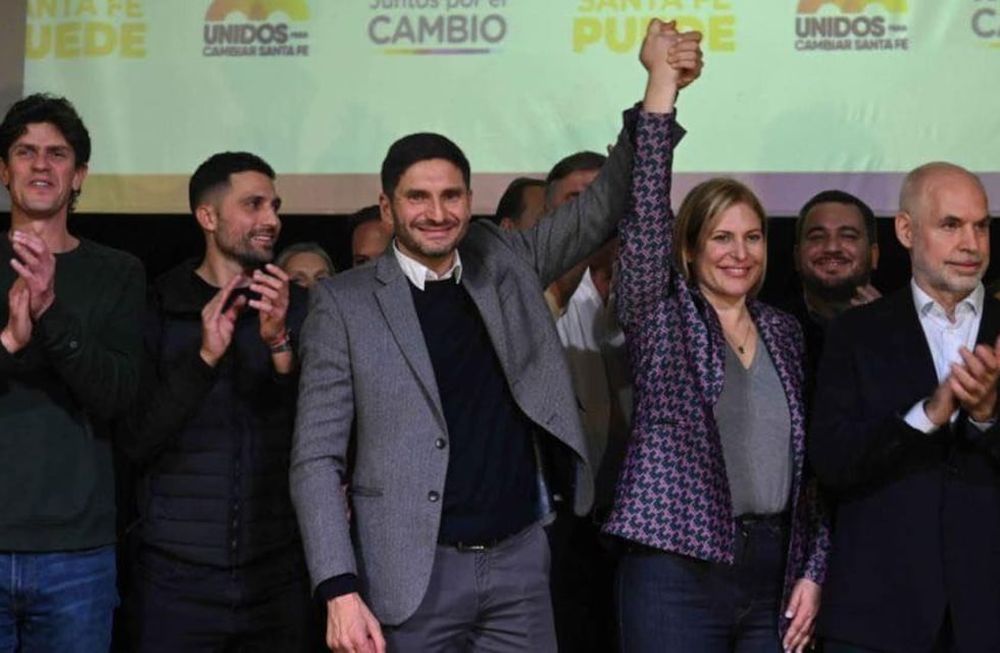 Maximiliano Pullaro es el favorito para ganar la gobernación.