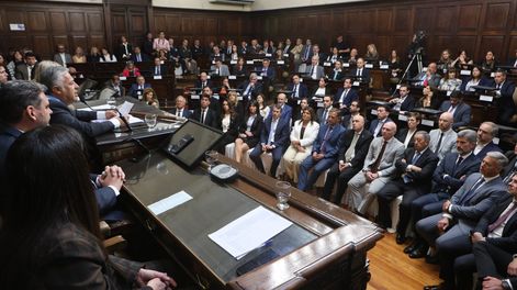 El gobernador Alfredo Cornejo abrió las sesiones del período 2026 de la Legislatura provincial