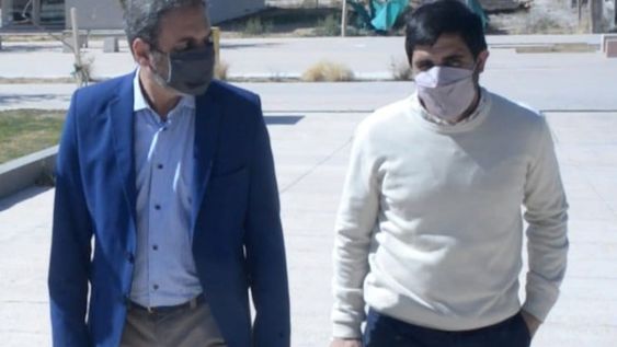 Martín Hinojosa, presidente del INV y Gonzalo Navarro, responsable de la Agencia Territorial Mendoza del Ministerio de Trabajo, Empleo y Seguridad Social de la Nación.