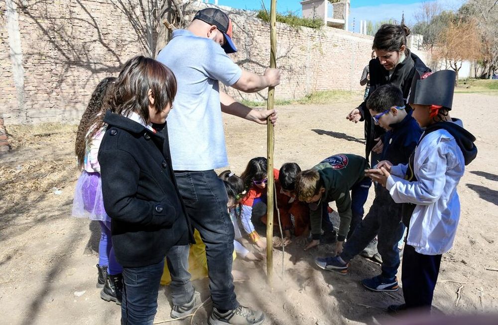 Mes del Árbol en Guaymallén