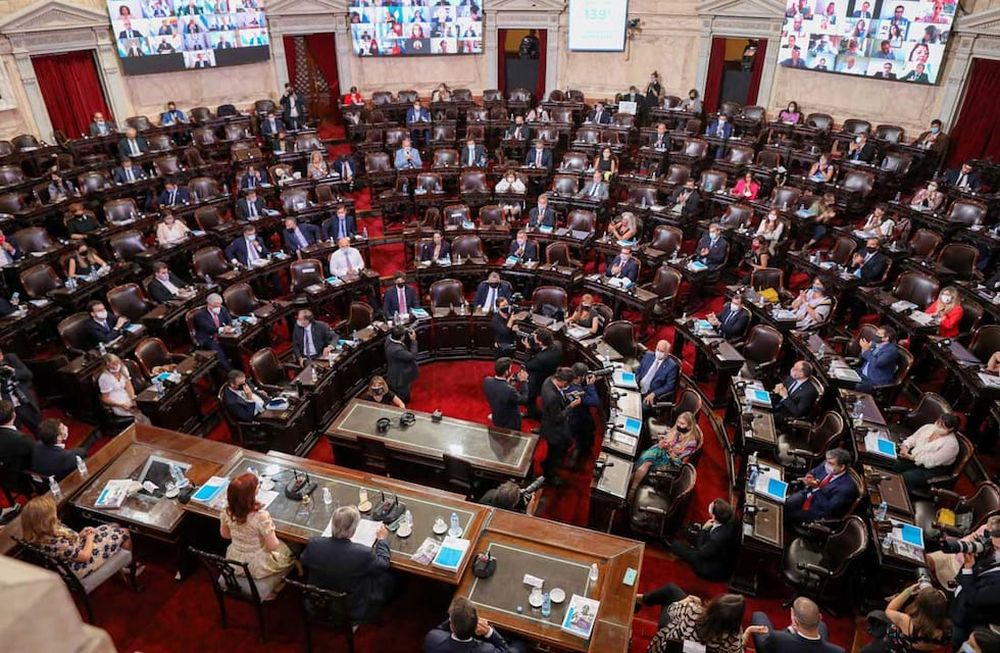 De ningún modo se trata de cogobernar entre Gobierno y oposición. Se trata de acuerdos que deben darse en el marco del Congreso de la Nación, ámbito constitucional para la discusión de políticas. / Foto: Presidencia