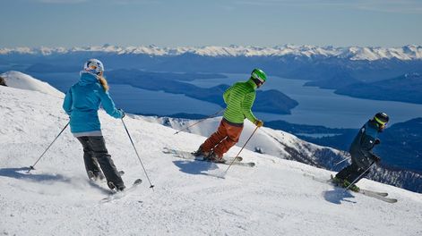 Los Andes | Este invierno, Cerro Catedral ofrece una nueva área de aprendizaje llamada Playpark, pensada para quienes quieren hacer sus primeros pasos en los deportes de nieve. Foto: Prensa Bariloche.