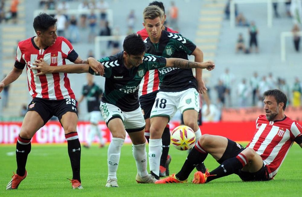 Banfield sorprendió en La Plata y venció a Estudiantes
