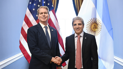El secretario del Tesoro de los Estados Unidos, Scott Bessent, recibió a Luis Caputo, ministro de Economía argentino.