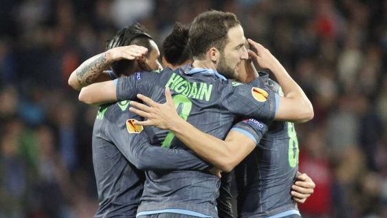 Tras 26 años, el Nápoli vuelve a una semi de una Copa europea