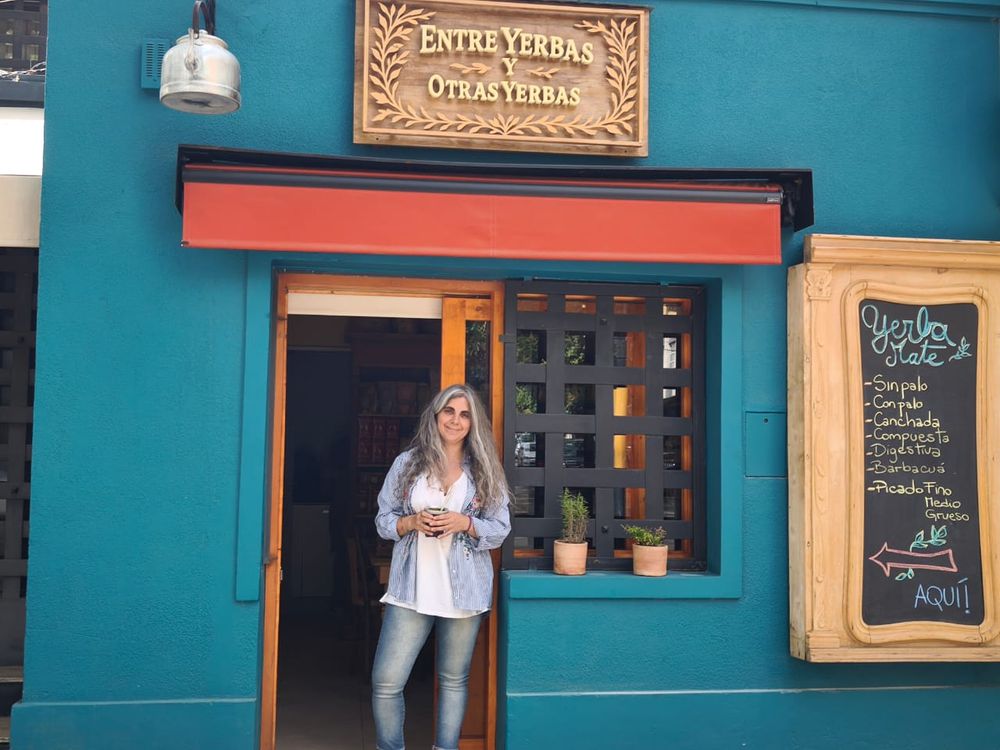 Yemina Betjane creó Entre Yerbas un negocio diferente de venta de yerba mate &nbsp;