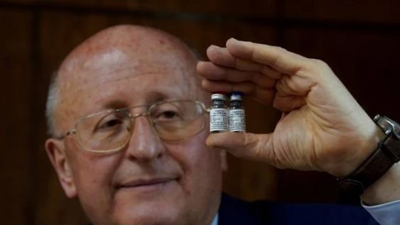 El director del instituto Gamaleya, Alexander Gintsburg, aseguro que la Sputnik V tiene garantiza dos años de inmunidad. Foto: Gentileza.