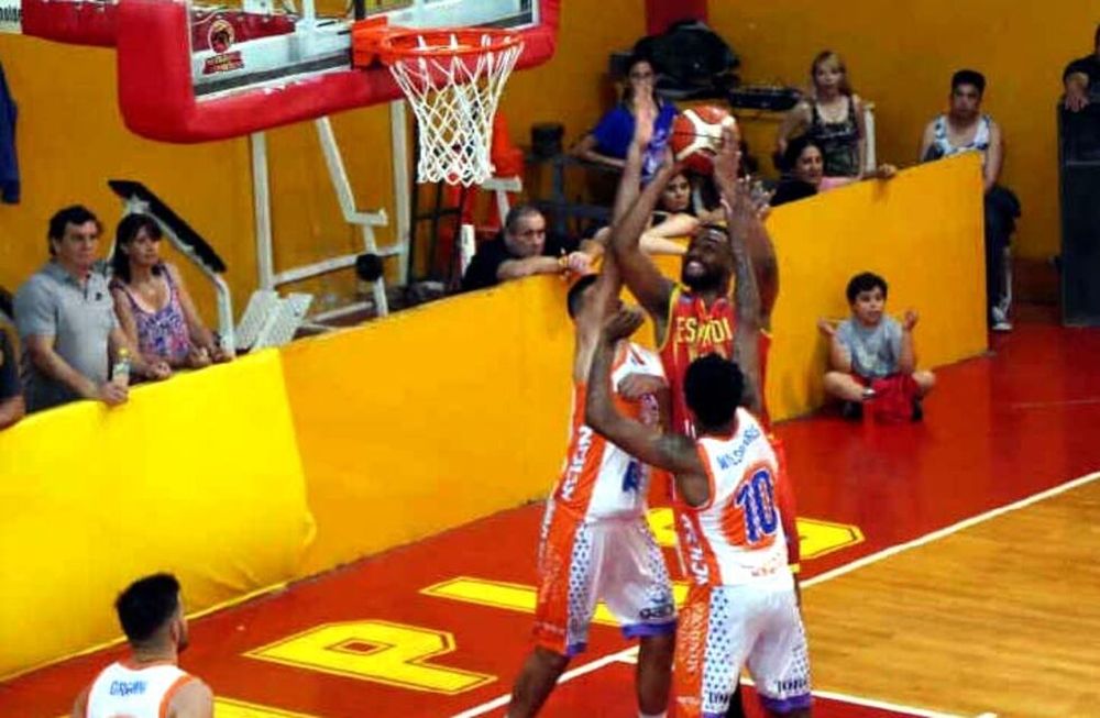Rivadavia sigue sin ganar como visitante