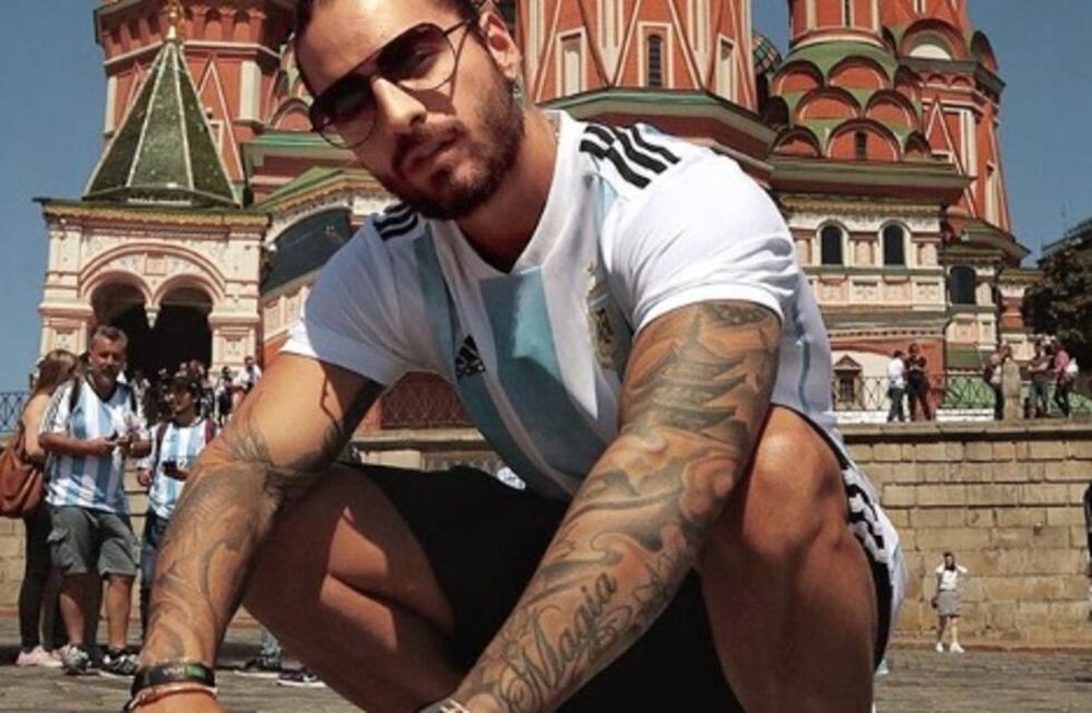 Maluma, consternado: le robaron casi un millón de dólares en joyas en Moscú