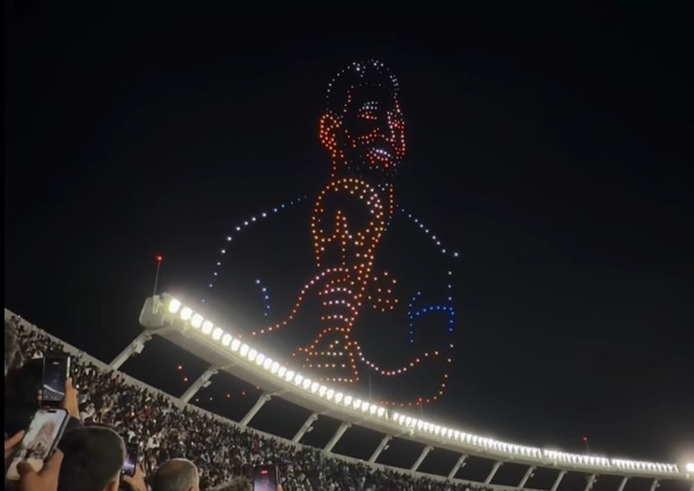 El show de drones de la despedida de Messi costó US$100.000 y obligó a demorar vuelos en Aeroparque.